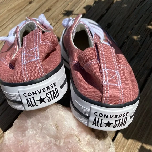BRAND NEW Converse All Stars. Peachy pink. Slip on. Size 8.5 Canvas. - Picture 5 of 6